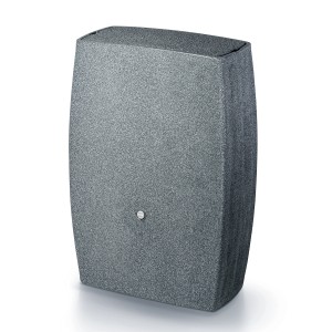 Szary zbiornik na deszczówkę t.b.t. do ogrodu.