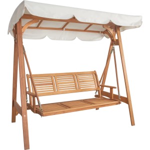 Drewniana huśtawka ogrodowa z białym baldachimem.