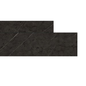 Ciemny blat kuchenny z efektem marmuru.