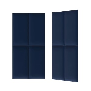 Niebieskie panele ścienne t.b.t., wyściełane i podzielone na kwadratowe segmenty.