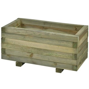 Prostokątna drewniana donica do ogrodu.