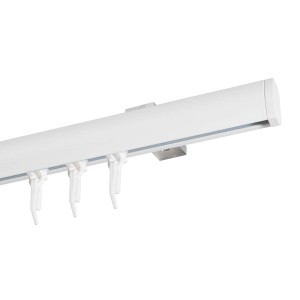 Biały karnisz t.b.t. z żabkami do zawieszania zasłon.