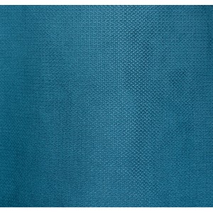 Zbliżenie turkusowej zasłony t.b.t. o delikatnej fakturze.