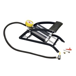 Pompka nożna CMI z podwójnym cylindrem, manometrem i adapterami do samochodu, roweru i piłek.