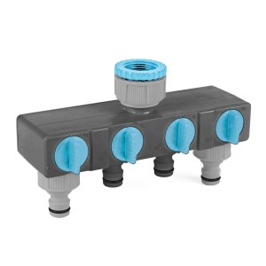 Szary rozdzielacz wody Złączki do wody z czterema niebieskimi pokrętłami.