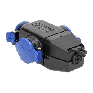 Czarny rozgałęźnik t.b.t. z niebieskimi klapkami do użytku zewnętrznego.