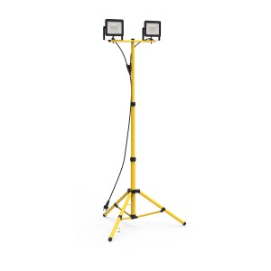 Żółty reflektor budowlany LED ze statywem do użytku wewnątrz i na zewnątrz.