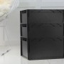 Czarny Eurobox-System Box pełna ściana, 40x30x22 cm, ułożone w stos jako rozwiązanie do przechowywania.