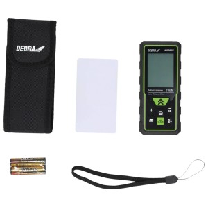 Zestaw laserowego miernika odległości z futerałem, bateriami i akcesoriami do precyzyjnych pomiarów.