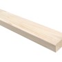 Jasne heblowane drewno, idealne do projektów budowlanych i DIY.