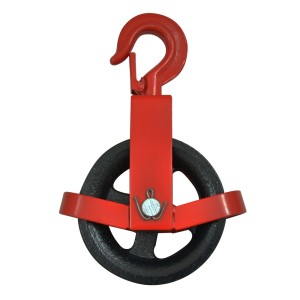 Czerwony bloczek (lina) z hakiem do podnoszenia i ciągnięcia.