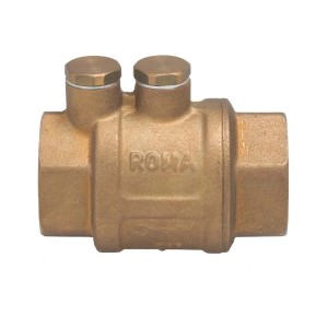 Mosiężny zawór kulowy do pomp i instalacji wodnych.