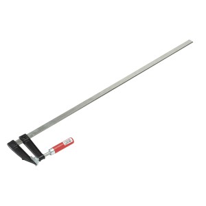Ścisk śrubowy z żeliwa ciągliwego, rozpiętość 1000 mm, głębokość 120 mm, do mocowania i zaciskania.