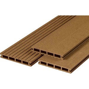 Brązowe deski tarasowe t.b.t. WPC z profilem komorowym.