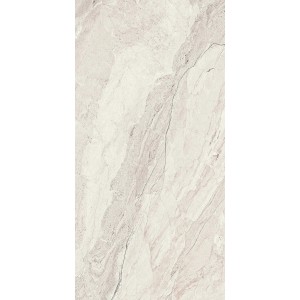 Beżowa płytka podłogowa z efektem marmuru, idealna do stylowych wnętrz.