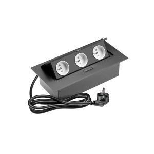 Czarna listwa zasilająca t.b.t. z trzema gniazdami i portem USB.