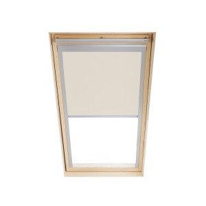 Okno dachowe t.b.t. z beżową roletą dla optymalnej ochrony przed słońcem.