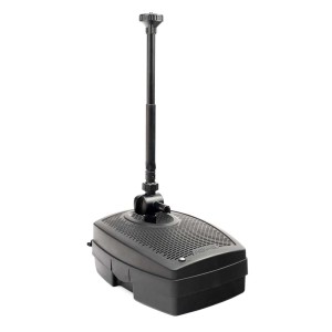 Czarna pompa do oczka wodnego z nasadką fontanny do czystej wody w stawie ogrodowym.