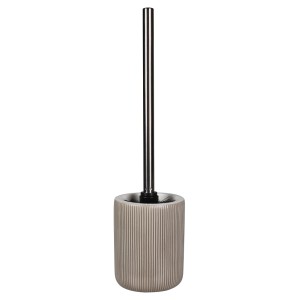 Zestaw szczotki toaletowej t.b.t. z beżowym pojemnikiem i srebrnym uchwytem.
