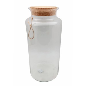 Dekoracyjna szklana butelka z korkiem, idealna jako Las w szkle.