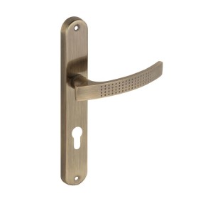 Klamka do drzwi w kolorze brązu z długim szyldem i otworem na klucz do drzwi wewnętrznych.