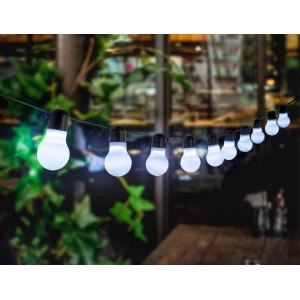 Solarny łańcuch świetlny t.b.t. z żarówkami do użytku zewnętrznego.