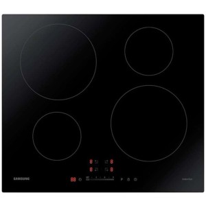 Czarna płyta indukcyjna z czterema strefami grzewczymi.